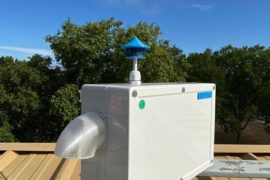 Un soutien dans la lutte à la multiplication des allergies au pollen à Albi Un capteur de la société Lify'Air après son installation à Orléans.